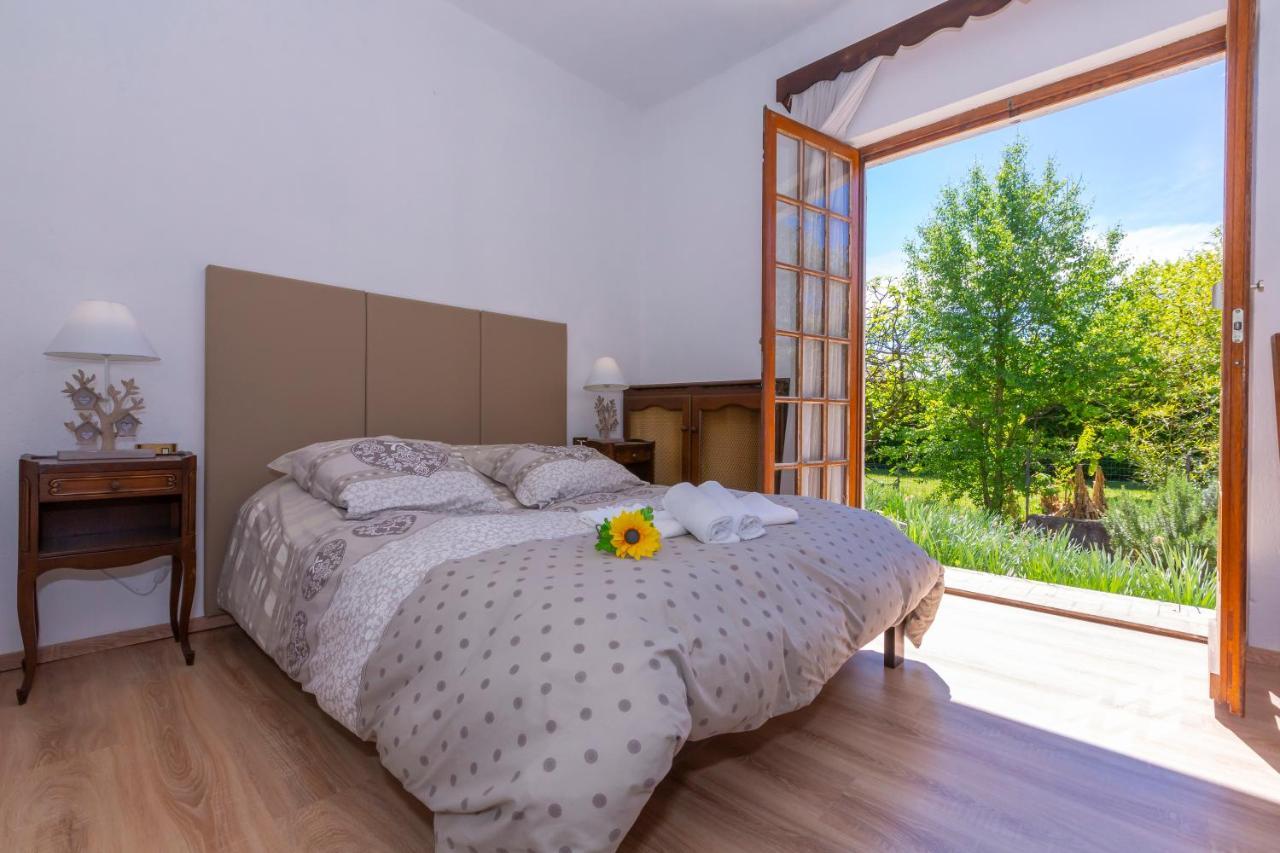 Villa Martine Au Bord Du Lac - Happy Rentals Cadrezzate Buitenkant foto