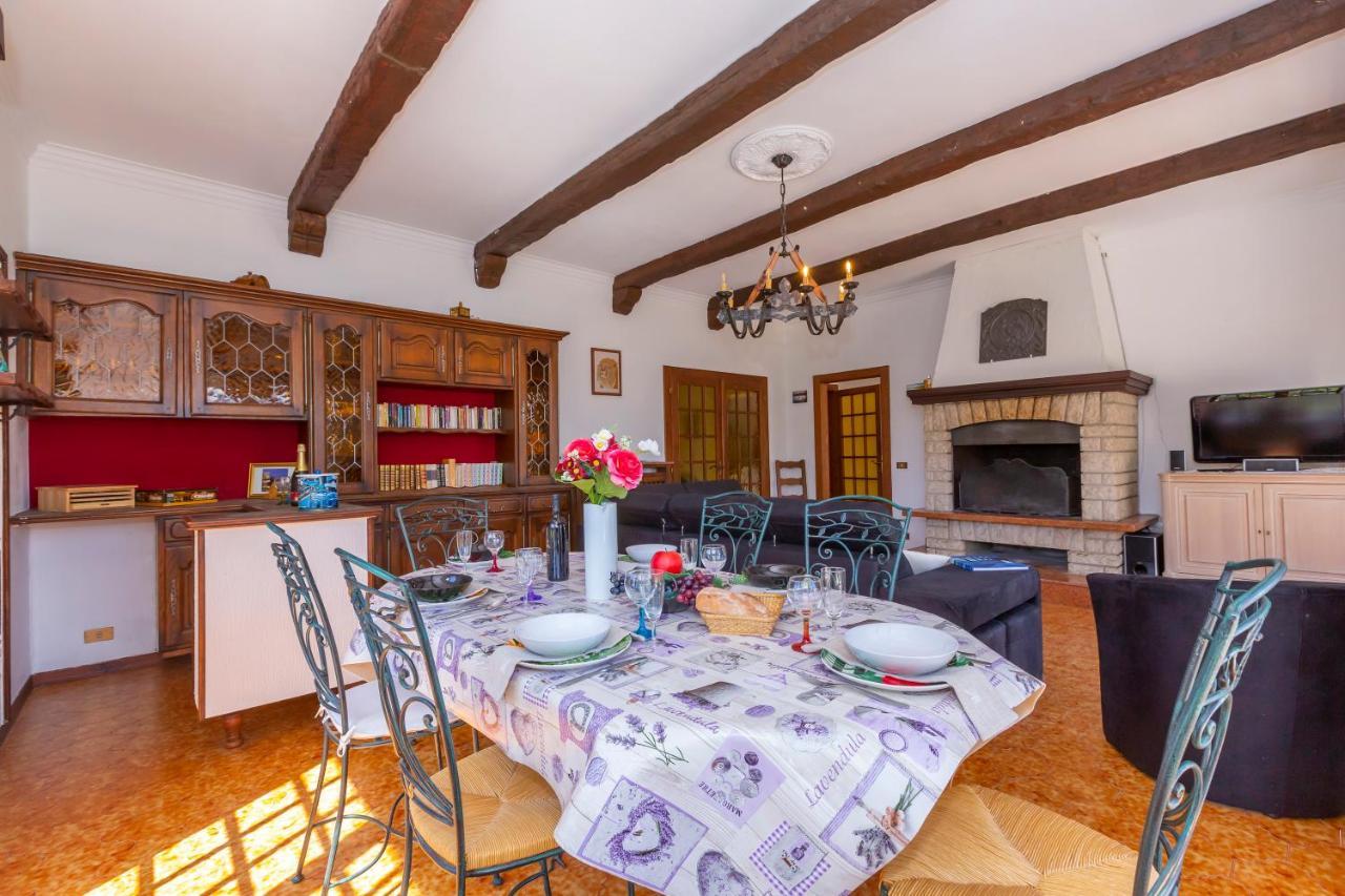 Villa Martine Au Bord Du Lac - Happy Rentals Cadrezzate Buitenkant foto