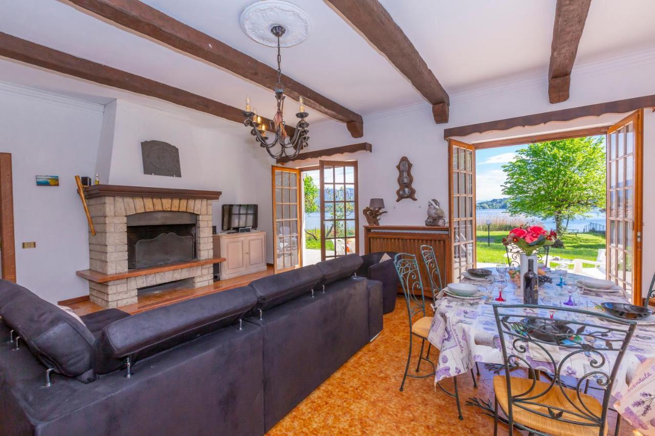 Villa Martine Au Bord Du Lac - Happy Rentals Cadrezzate Buitenkant foto